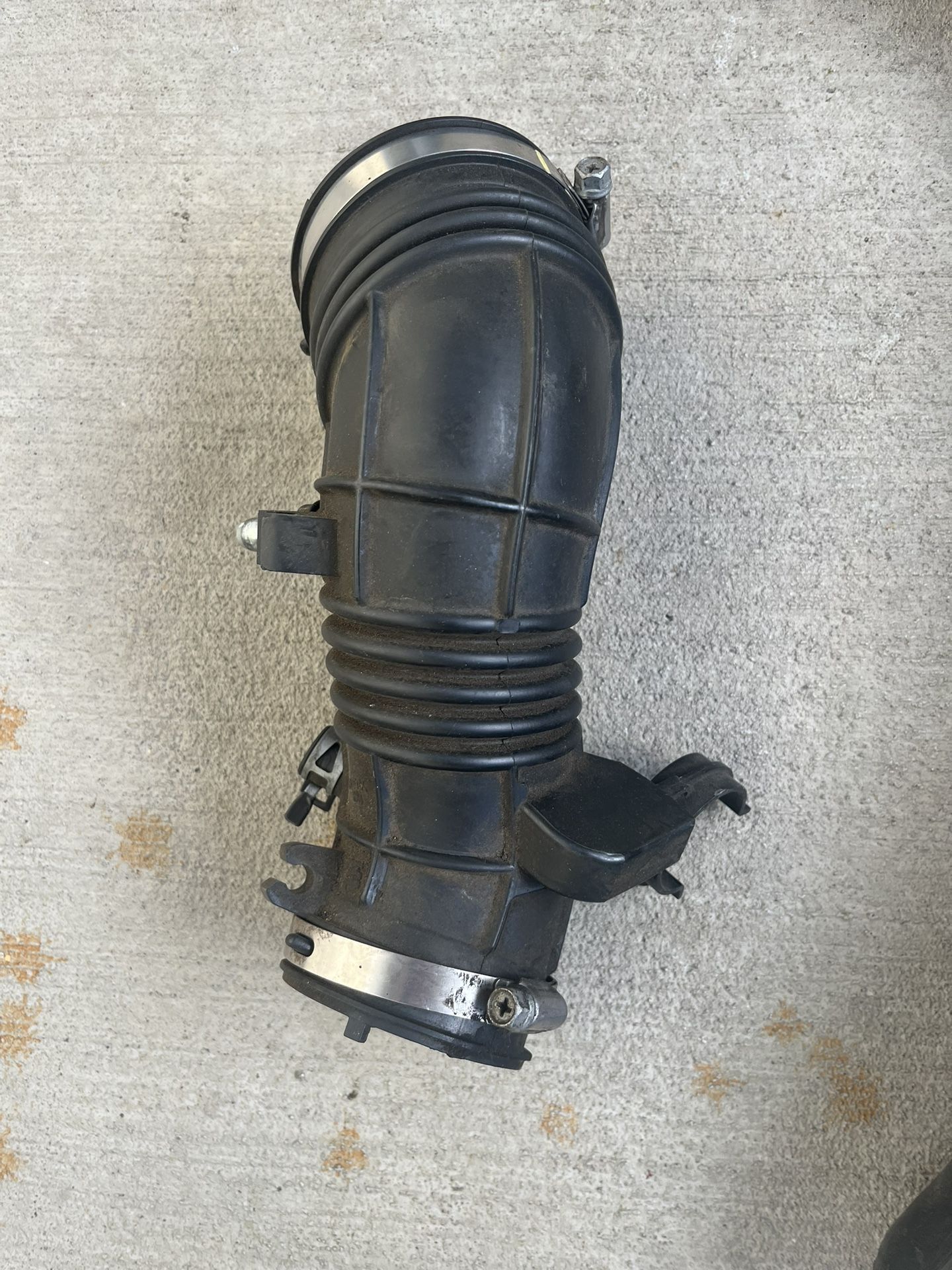 VW Volkswagen 2004 air intake R 32 ππβ
πΊπΈ