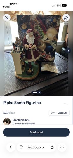 Pipka Christmas figurine