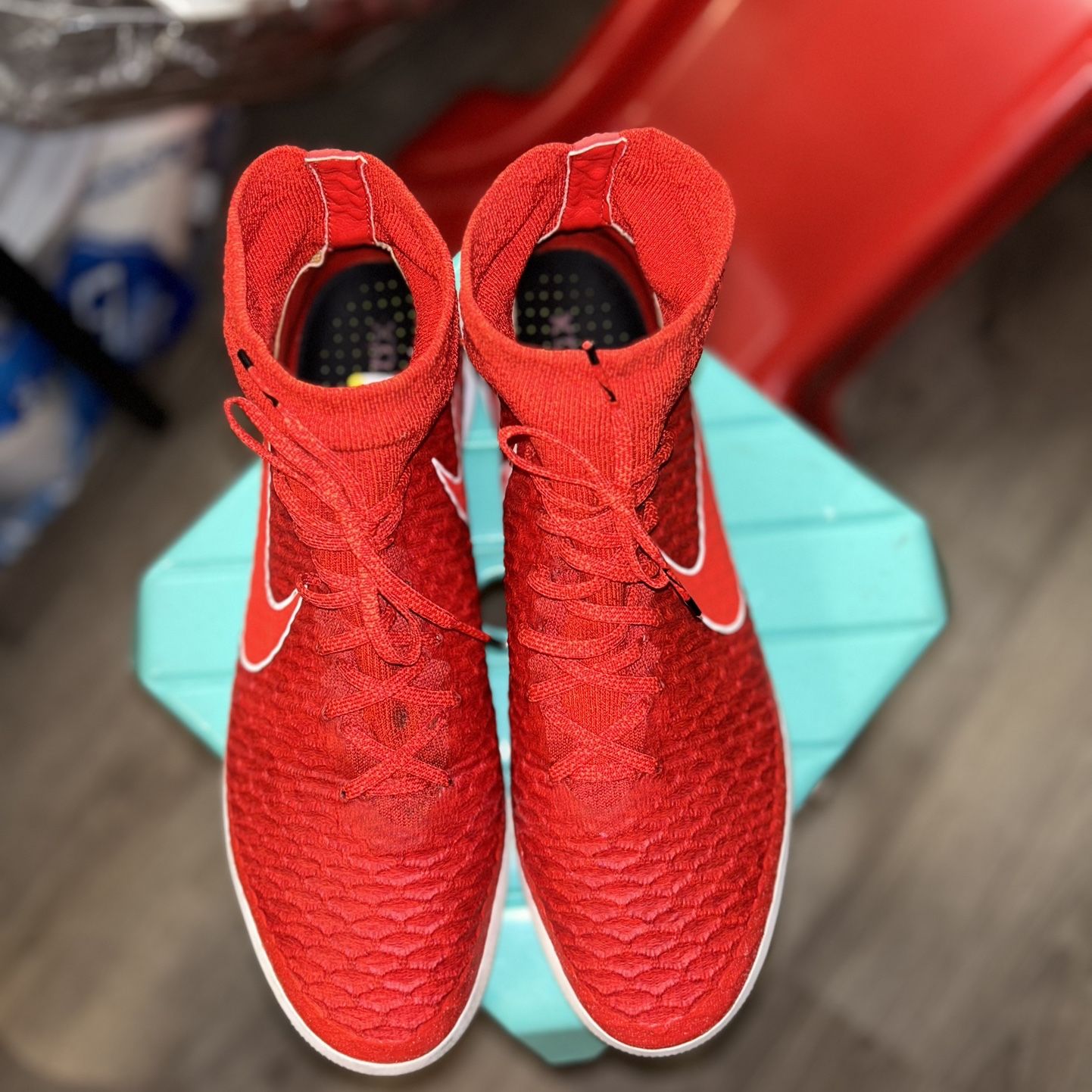 Nike magistax proximo red sale