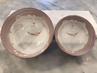 Japanese porcelain bowls with cats