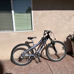 Specialized hard rock sport mountain bike