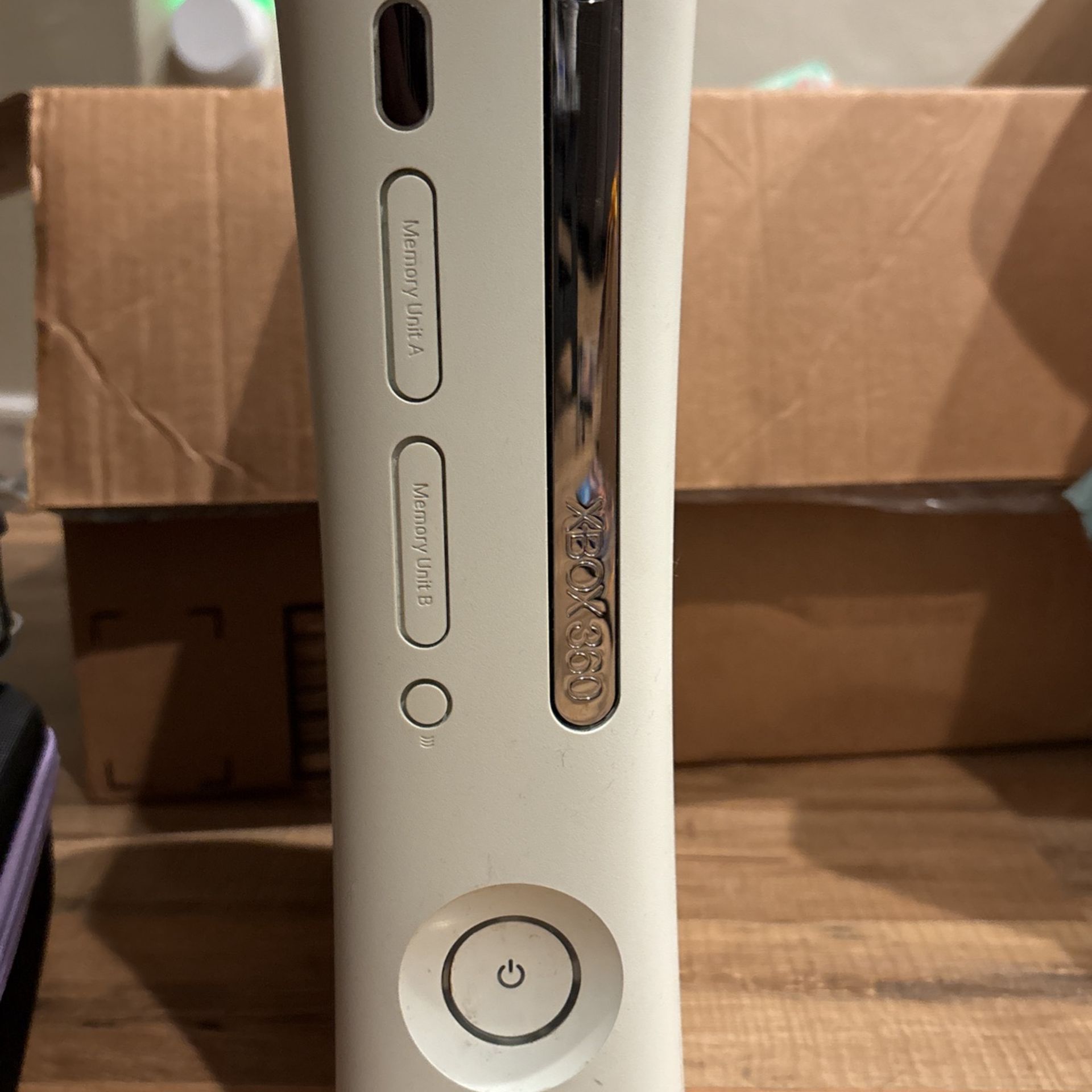 Xbox 360 W/ Kinect
