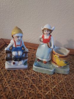 Vintage figurine set