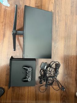 PS4 and Monitor