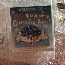 Mickey’s very Merry Christmas pin