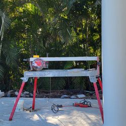 The Goldblatt® 36" Wet Tile Saw