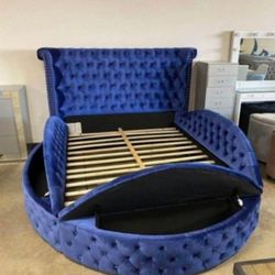 Queen Size Velvet Bed Frame With Storage 