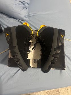 Jordan 9 University gold