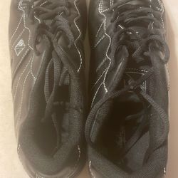 Strikefrice bowling shoes size 10.5