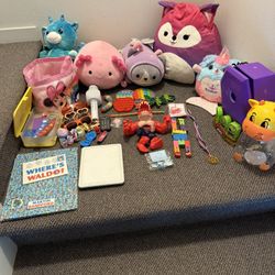 Kids fun assorted toy lot 