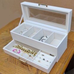 2 Layer Jewelry Organizer Box With A Glass Lid And A Drawers. Including The Shown Jewelries