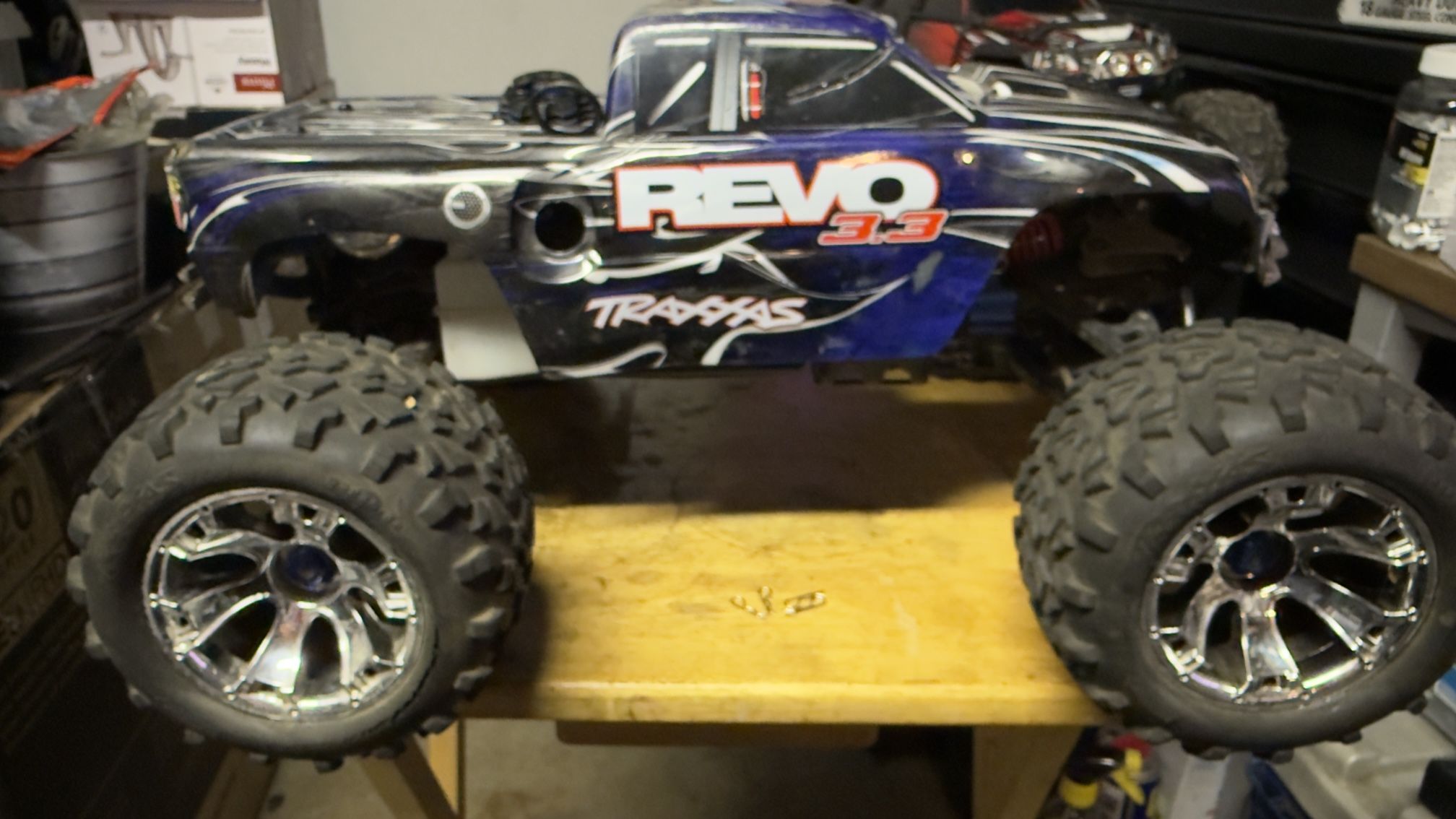 Traxxas Revo 3.3 Nitro Monster Rc Truck 4x4