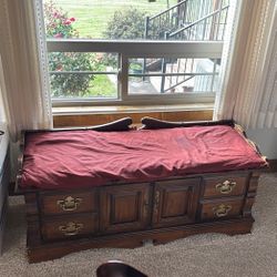 Hope chest From 1982 Cedar