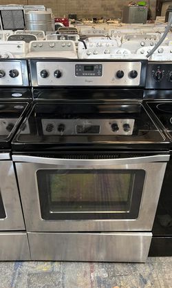 Whirlpool Glass top Stove/Oven Stainless Steel With Self cleaning
