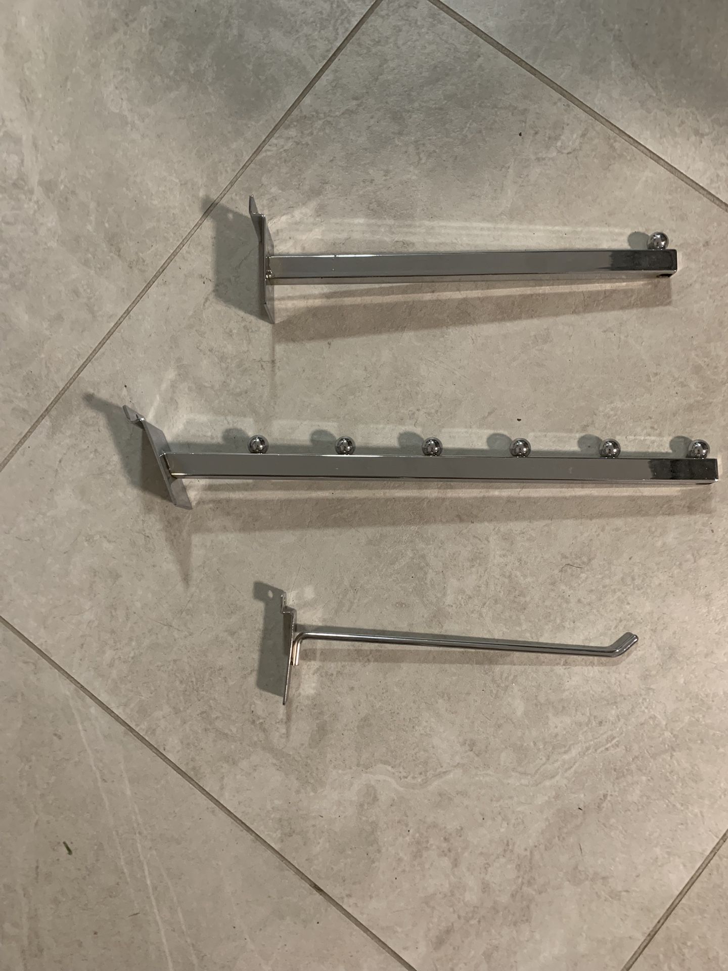 Slatwall Hardware