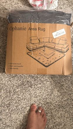 Ophanie Area Rug 4*6 ft —NEW