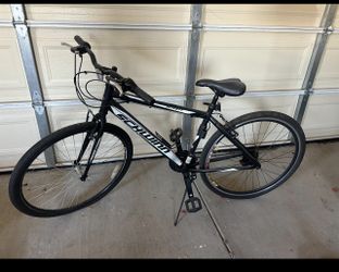 Schwinn Bike With Hand Air Pump