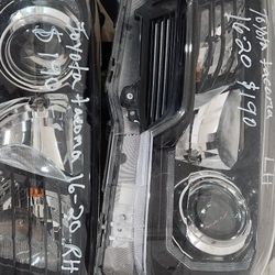 2016 2017 2018 2019 2020  Toyota Tacoma  Pair  Headlight Part 
