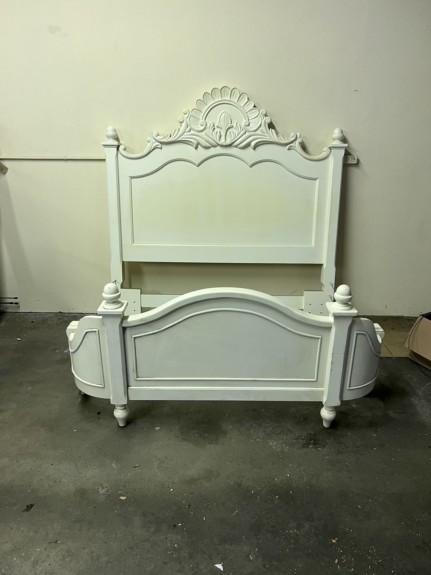 Queen Size Bed