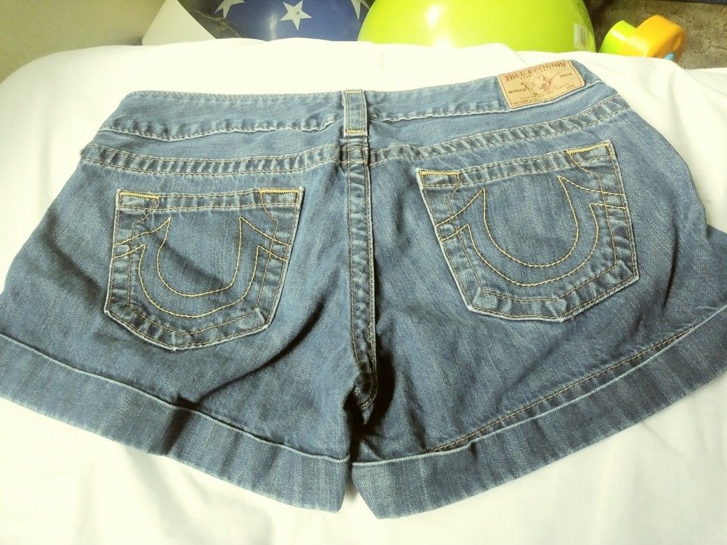 True religion shorts