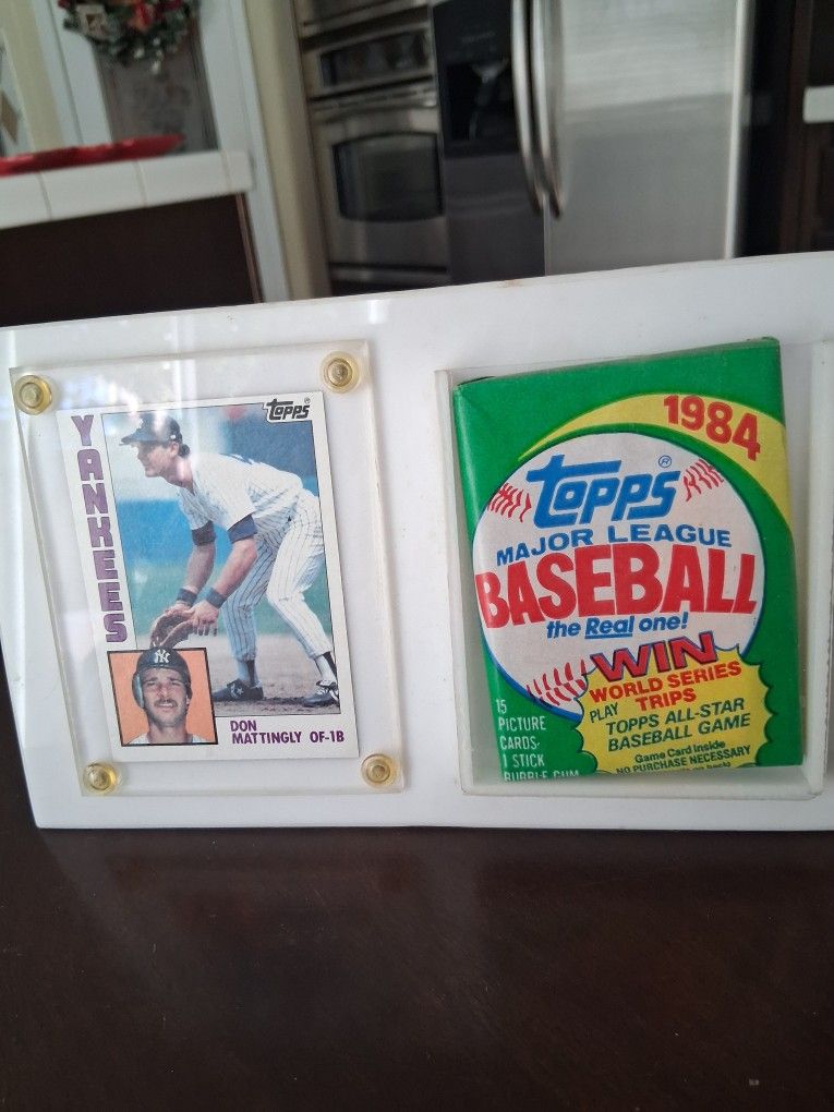 1984 Topps wax Pack & Don Mattingly Card