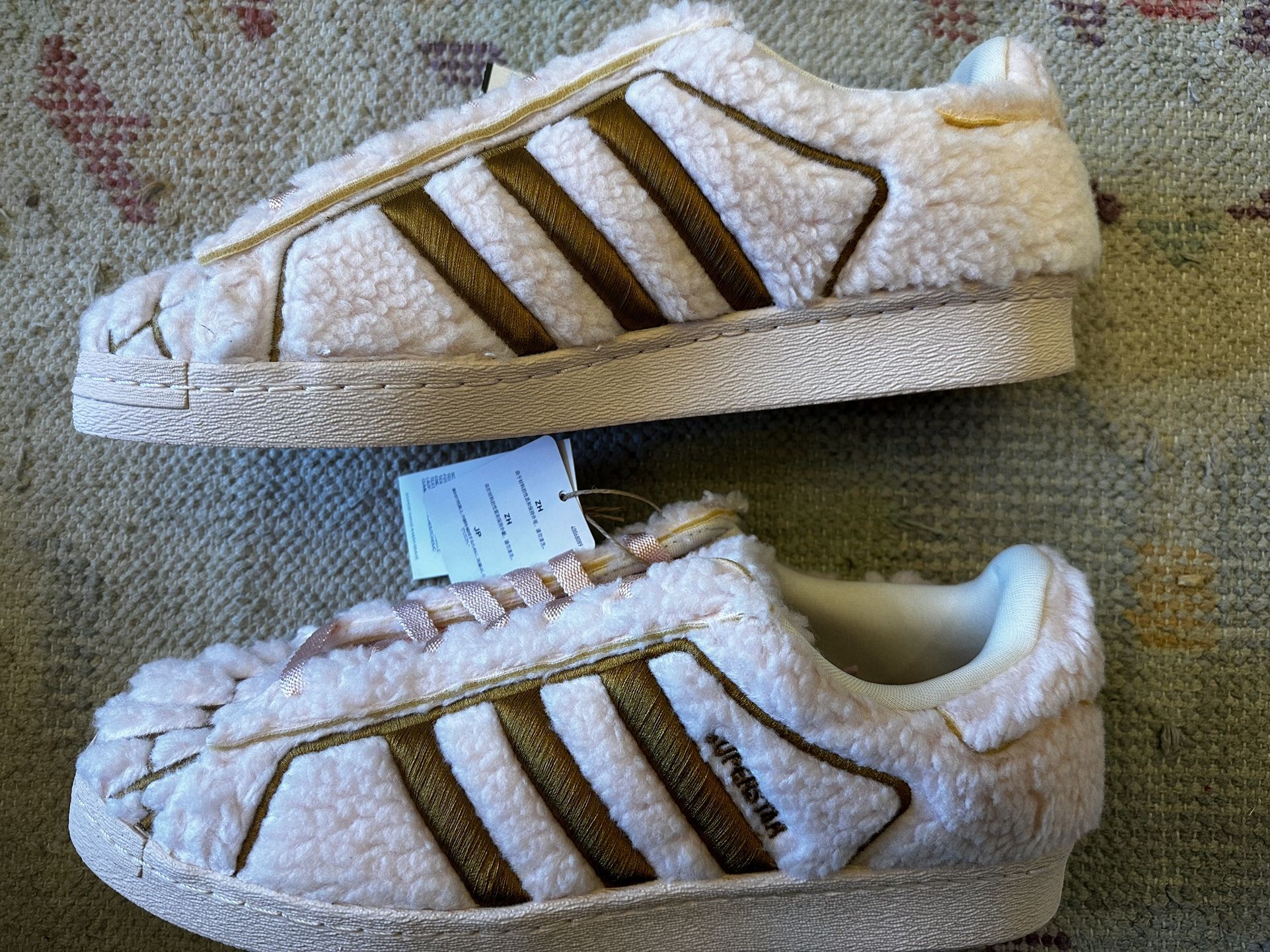 Adidas Superstar Conchas Originals Shoes Sneakers Ice Pink ID1637 for Sale  in Atlanta, GA - OfferUp