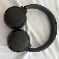 jbl headphones like new