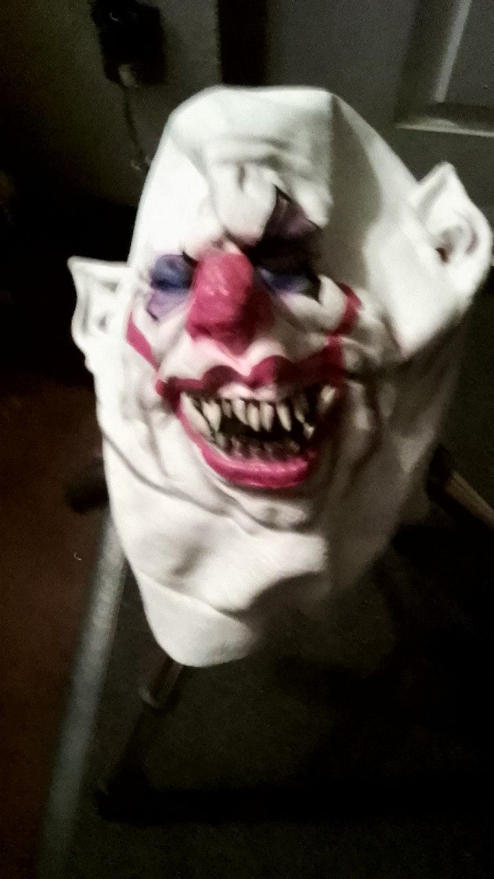 SPIRIT HALLOWEEN MASK