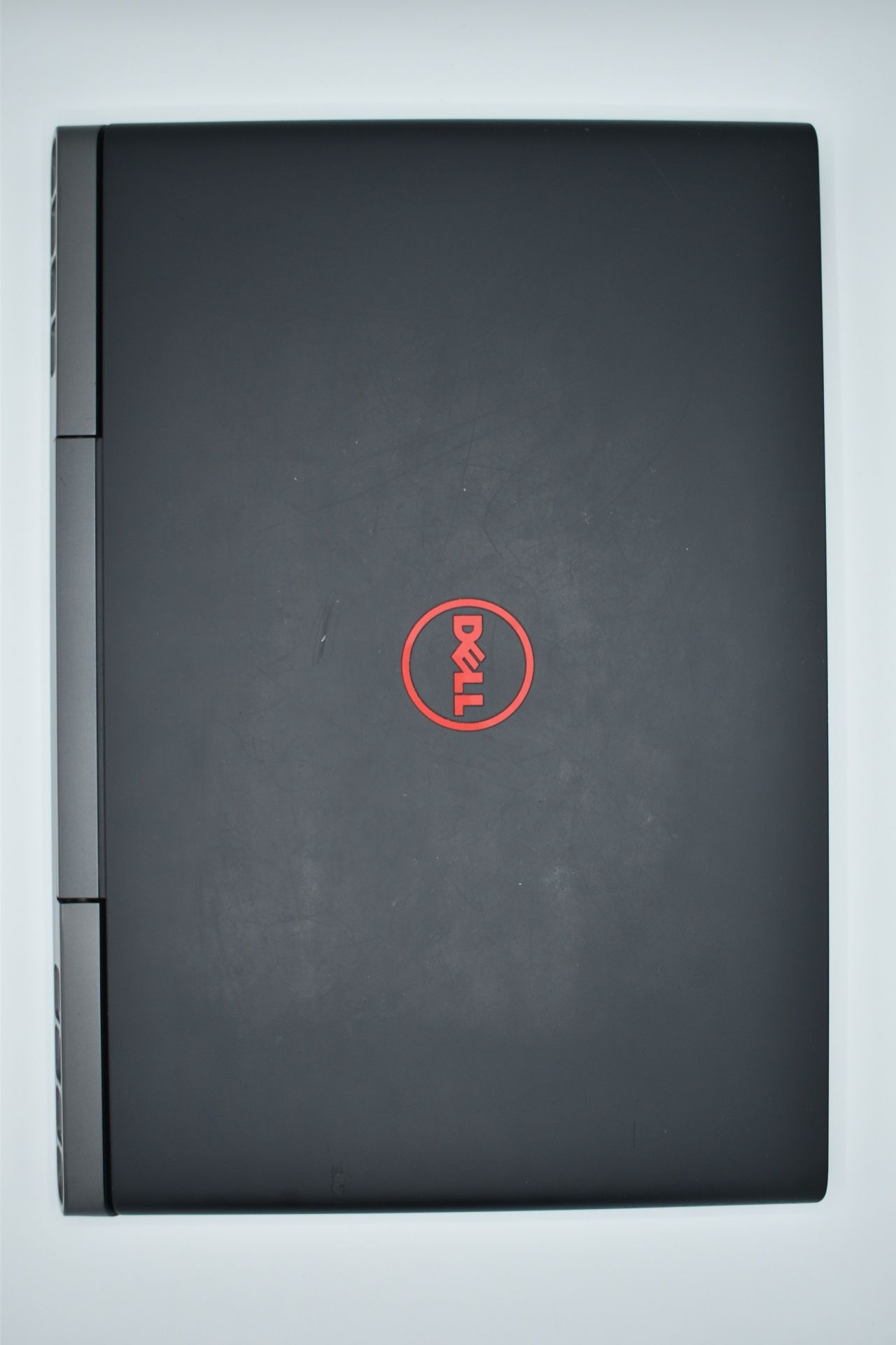 Dell Inspiron Gaming 15 7567 Gaming Laptop