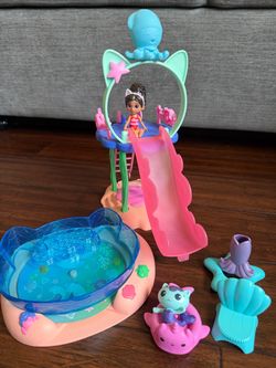Gabbys’s Dollhouse pool playset