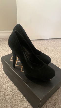 Woman shoes size 8 1/2