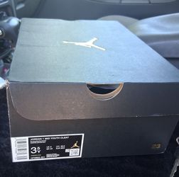 Jordan 1 Mid Youth Cleat Size 3.5Y