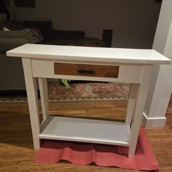 Small Refurbishec Entry Way Desk