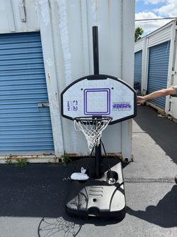 Huffy Portable Basketball Hoop
