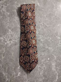 Christian Dior Necktie All Silk made in the USA from imported fabrics