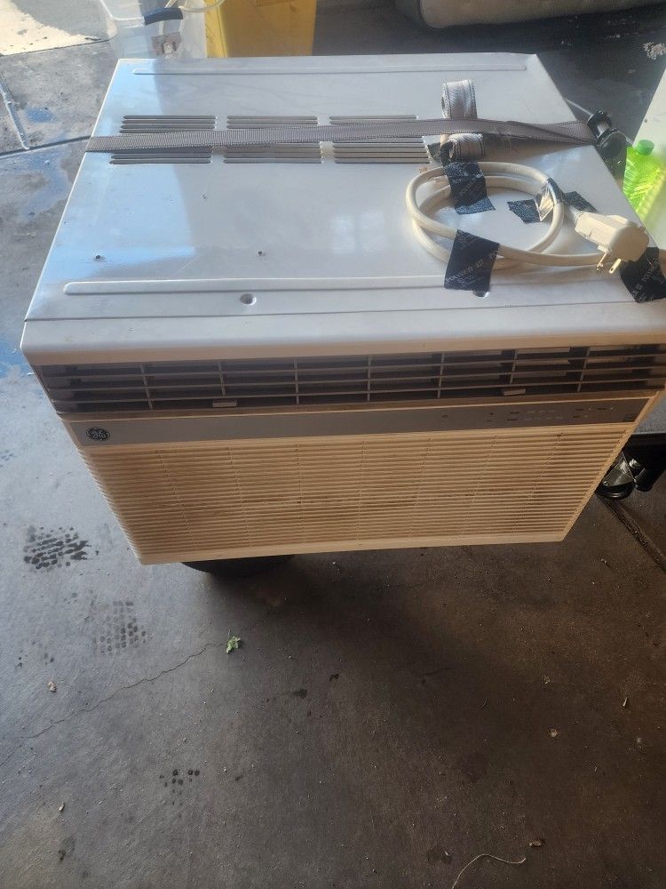 23,500 Btu Window AC Unit