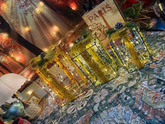 Set of 3 Gold Glitter Christmas Lanterns with Lights