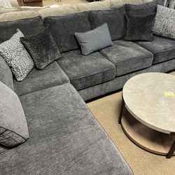 Stylish Stunning Chaise Sectional! 