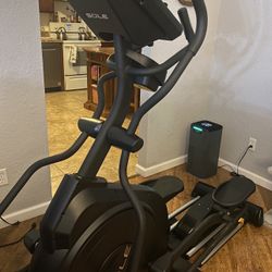 Sole Elliptical E25 Model
