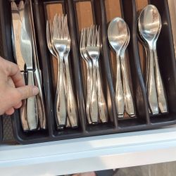 Silverware Set 