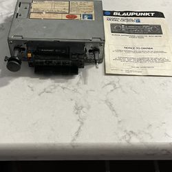 Blaupunkt AM/FM Car Stereo Cassette Player