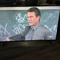 65 Inch Vizo Tv With Control Smart Tv