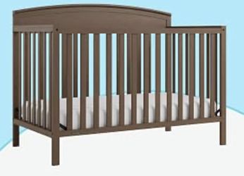 RUSTIC WOODEN CRIB