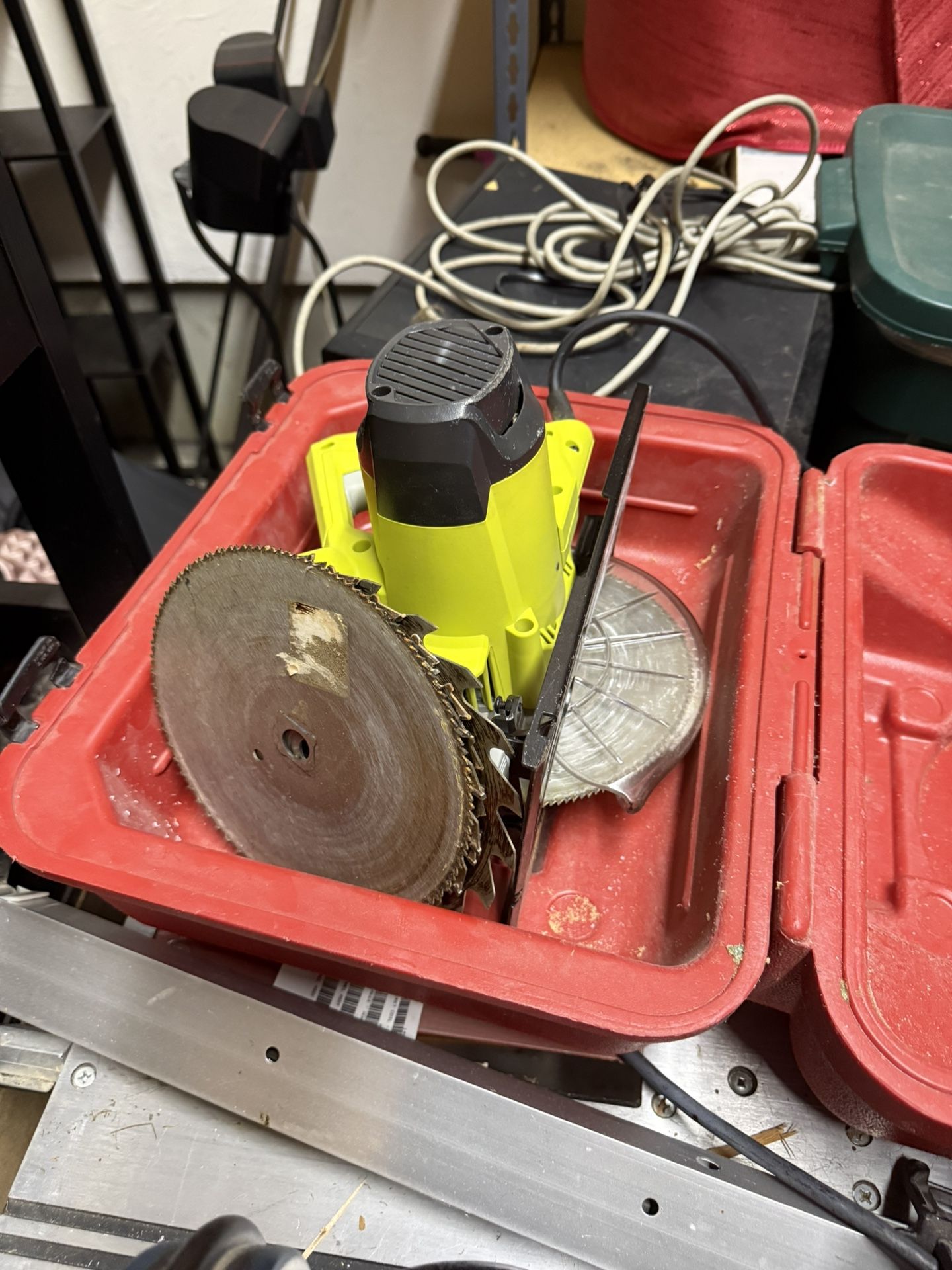 Ryobi Saw