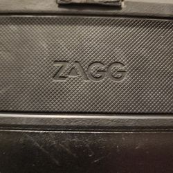 Zagg Rugged Book For IPad Air 4