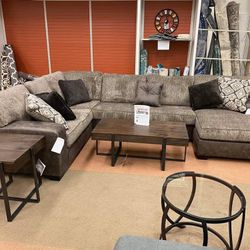 Abalone Chocolate RAF Sectional /couch /Living room set