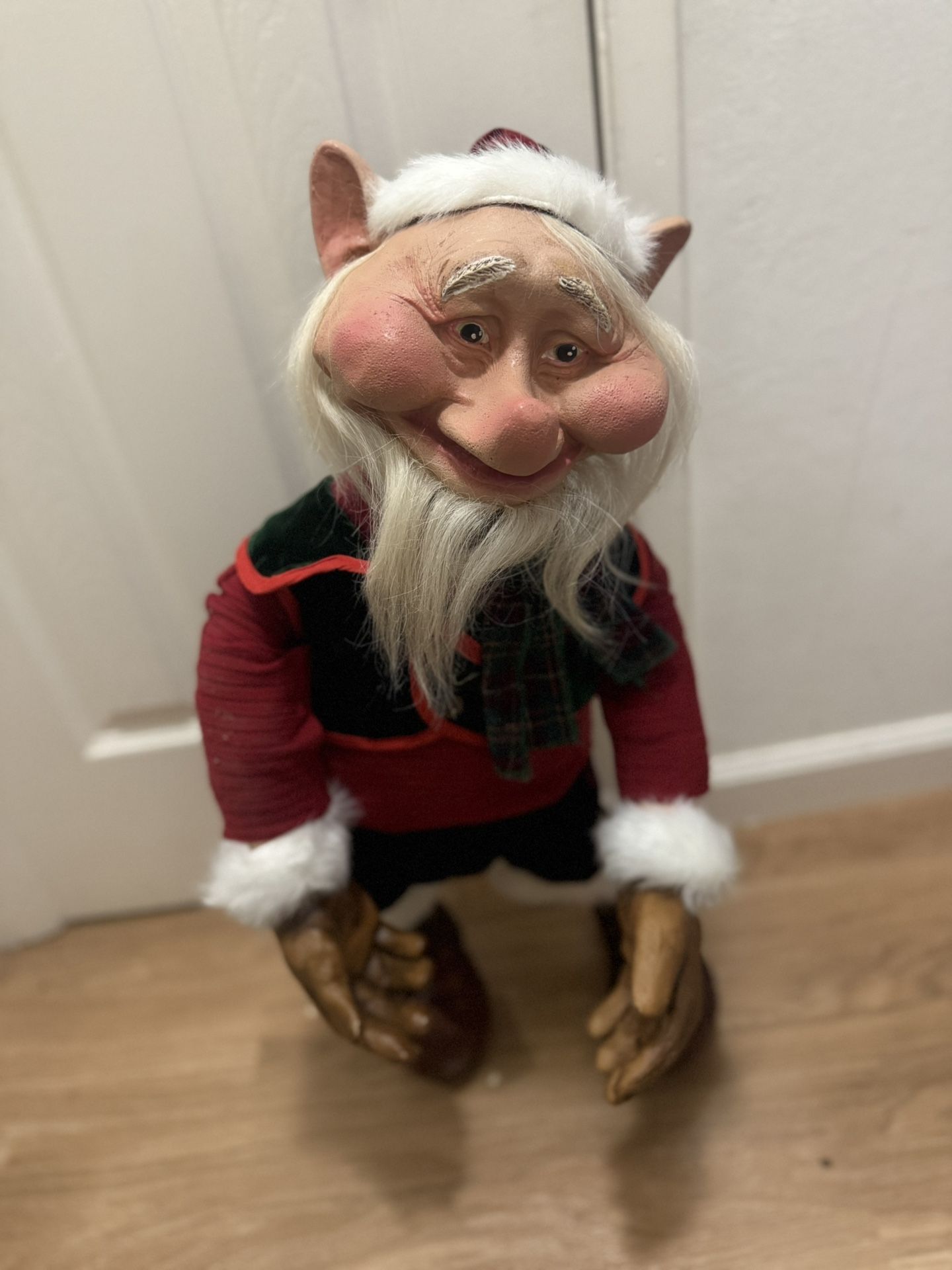 Elf Mario Chiodo Studio Christmas Workshop