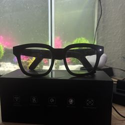 Smart recording glasses( I’ll take offers nothing under 40