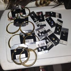 Tongue Rings Earrings And Bellybutton Pieceing