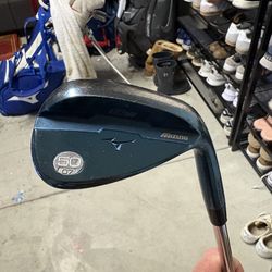 MIZUNO S18 WEDGE FOR SALE